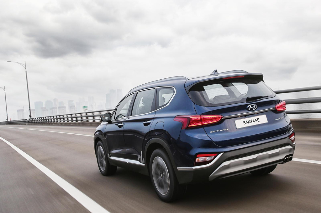 Hyundai Santa Fe 2020 thừa hưởng những tính năng gì từ Palisade? a2