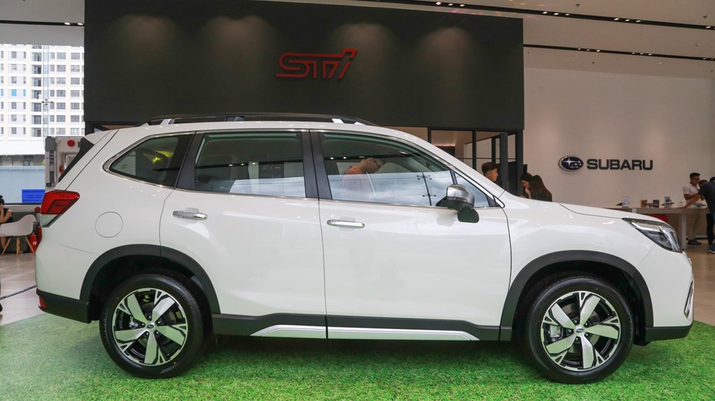 So sanh xe Mazda CX-5 2019 va Subaru Forester 2019 Ke day ap cong nghe ke de cao su manh me