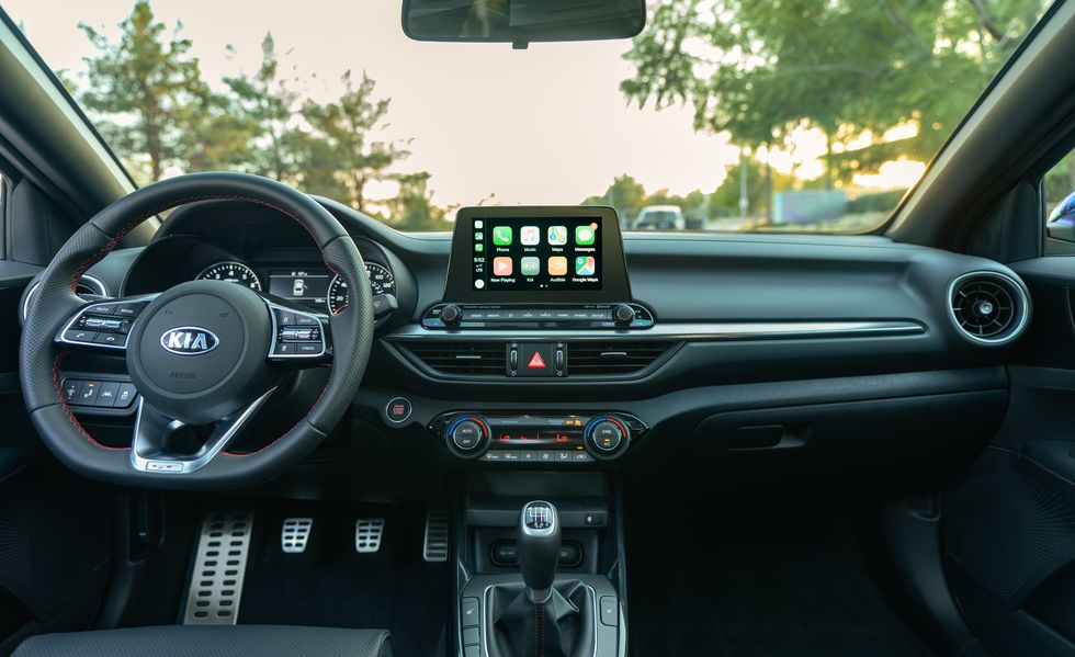 Chi tiết Kia Forte GT 2020 giá 539 triệu đồng tại Mỹ - Ảnh 5 Chi tiết Kia Forte GT 2020 giá 539 triệu đồng tại Mỹ - Ảnh A5