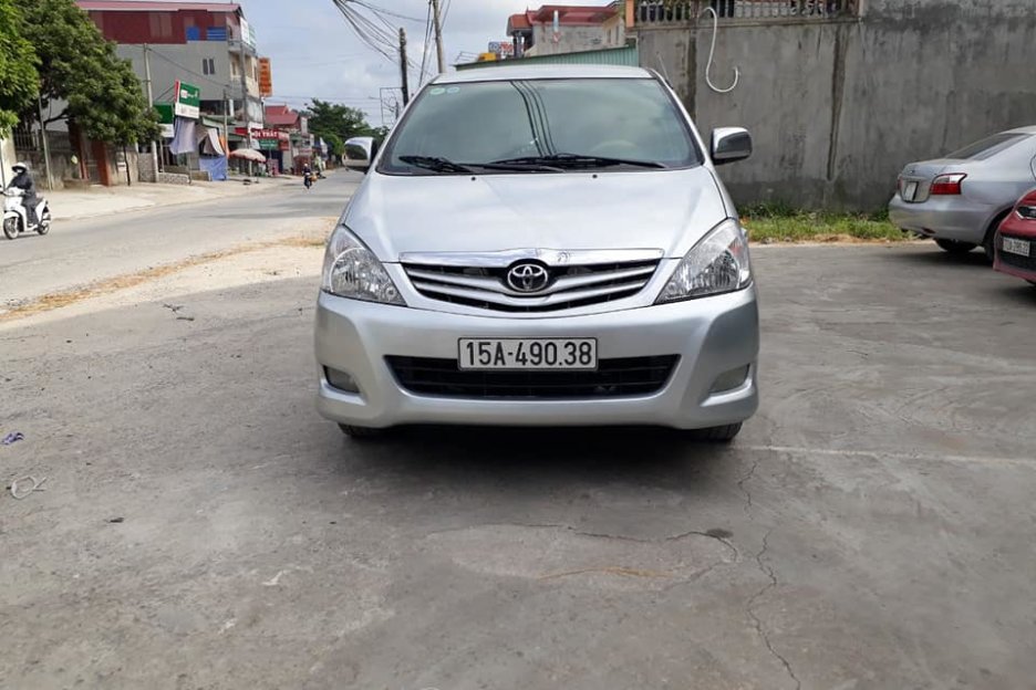 Giá xe Toyota Innova G 2010 Giá xe Toyota Innova G 2010