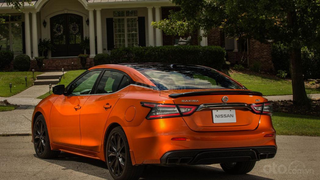 Nissan Maxima 2020.