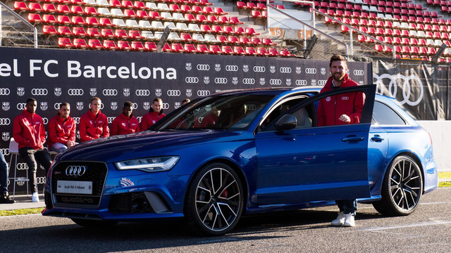 Audi RS6 Avant Performance của Messi