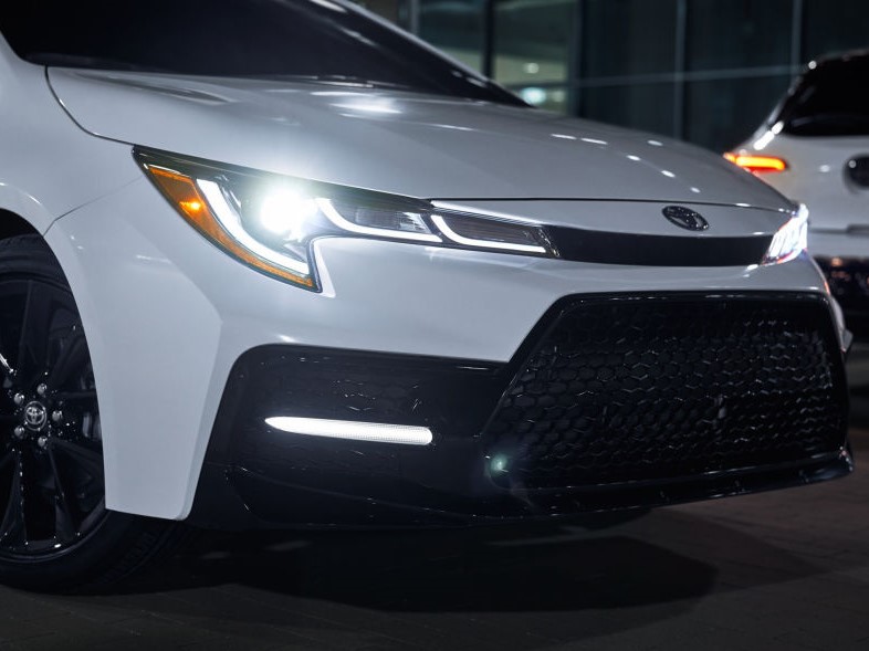 Corolla Nightshade Edition 2020 được xây dựng trên nền tảng Corolla SE CVT