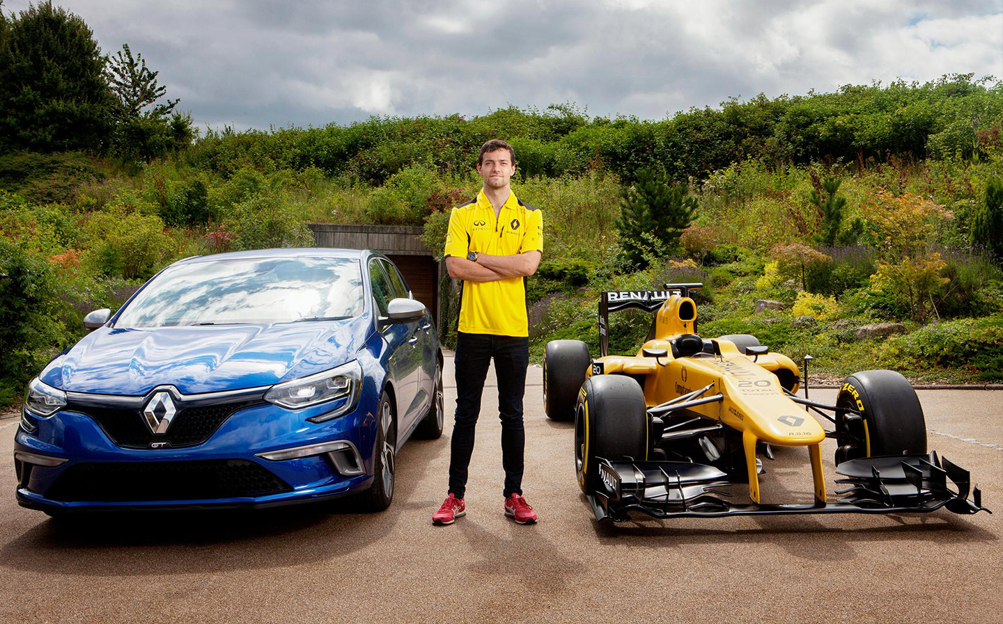 Jolyon Palmer và Renault Megane Jolyon Palmer và Renault Megane