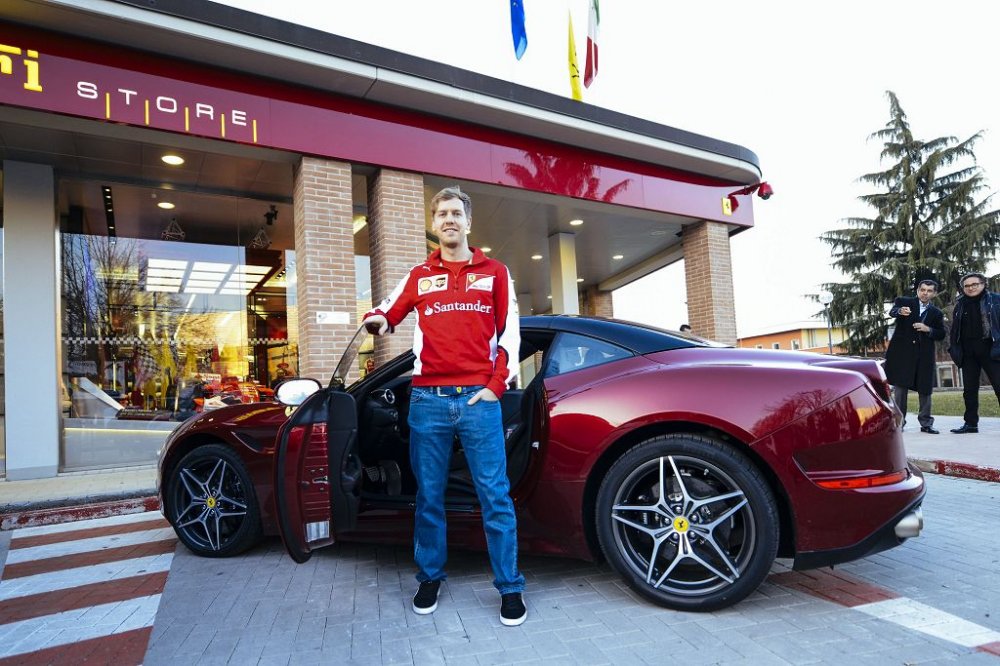 Sebastian Vettel và Ferrari California T Sebastian Vettel và Ferrari California T