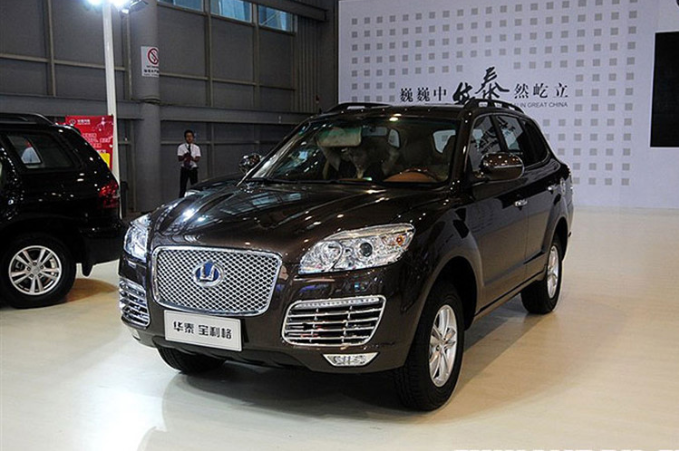 Xe Trung Quốc dùng chiêu gì để hấp dẫn khách Việt? a11