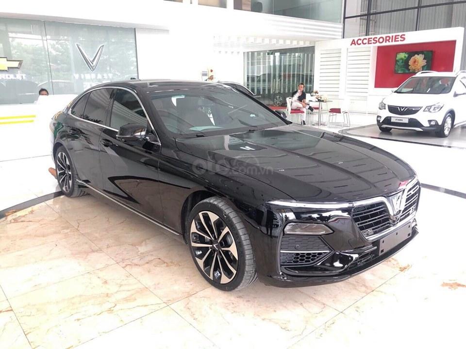 Cơ hội nào cho VinFast LUX A2.0 2019 trong phân khúc hạng D? Cơ hội nào cho VinFast LUX A2.0 2019 trong phân khúc hạng D?.