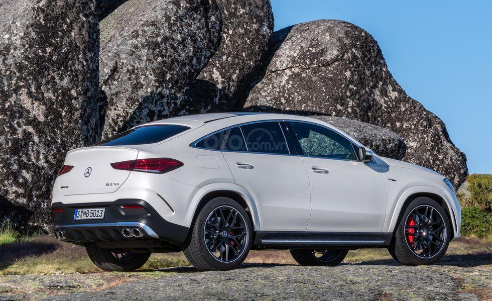 Mercedes-AMG GLE53 Coupe 2020 đuôi xe
