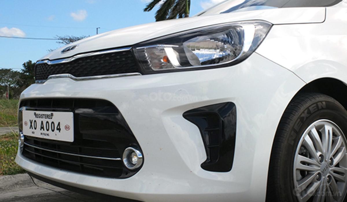 Đánh giá xe Kia Soluto 2019 về đầu xe - Tinh chỉnh bắt mắt Đánh giá xe Kia Soluto 2019 về đầu xe - Tinh chỉnh bắt mắt