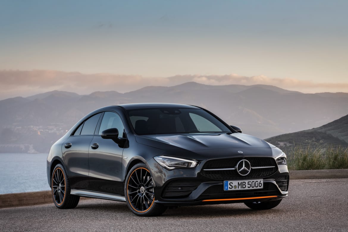 Mercedes CLA 2020 có giá bán khởi điểm 36.650 USD.