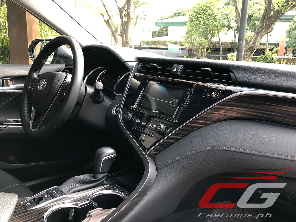 Toyota Camry mới có tính thiết thực, tiện dụng