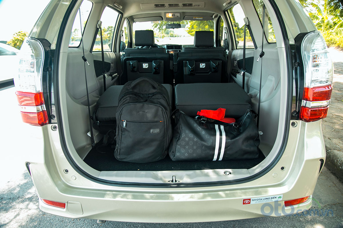 Đánh giá xe Toyota Avanza 2019 1.5 AT: Khoang hành lý khi gập 2 hàng ghế phía sau xuống Đánh giá xe Toyota Avanza 2019 1.5 AT: Khoang hành lý khi gập 2 hàng ghế phía sau xuống.