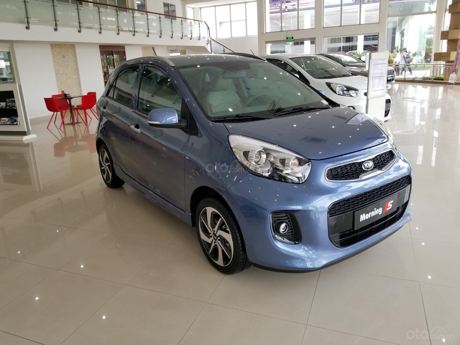 Khuyến mại xe Kia tháng 9 năm 2019: Kia Sedona ưu đãi 60 triệu đồng a3