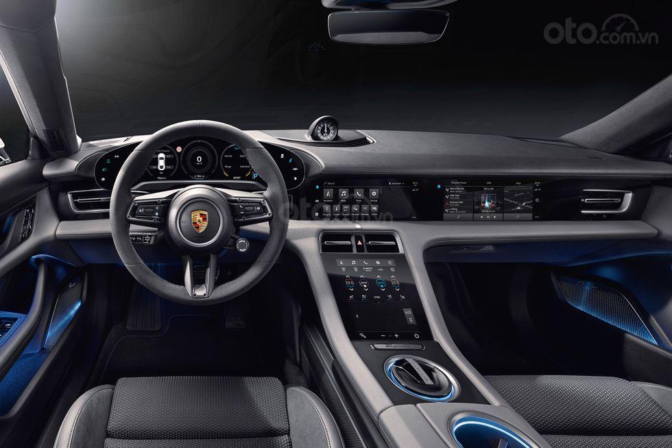 Đánh giá xe Porsche Taycan 2020 về trang bị tiện nghi - ảnh 1