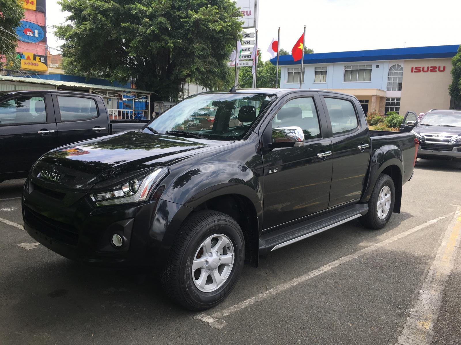 ISUZU ĐẠT TẤN PHÁT - CN TP HCM (8)