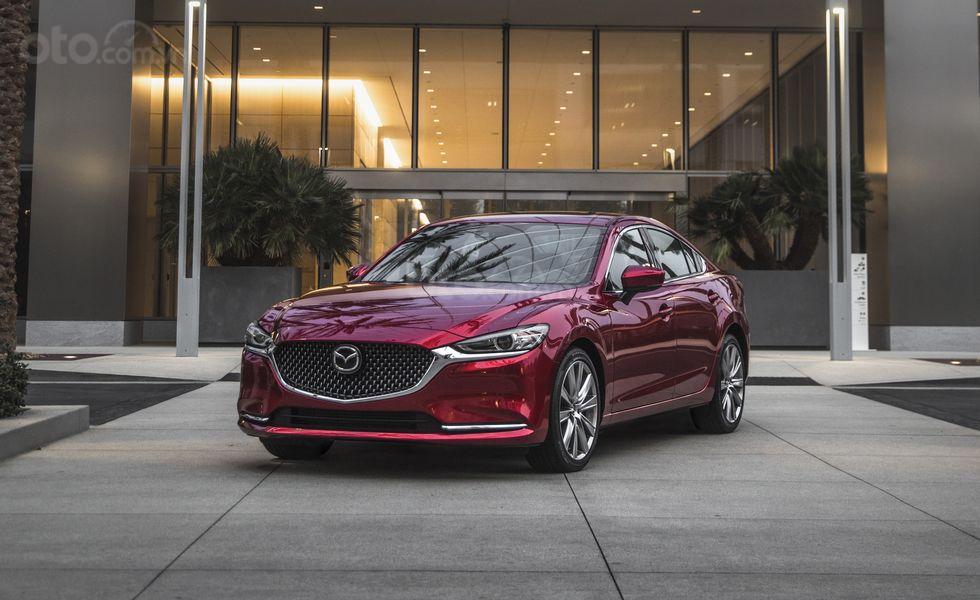Mazda 6.