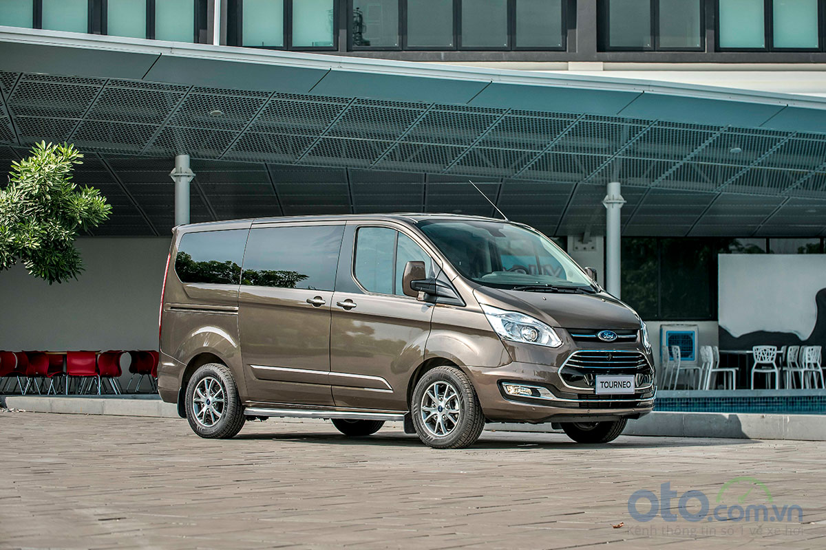 Giá lăn bánh xe Ford Tourneo 2019  a1