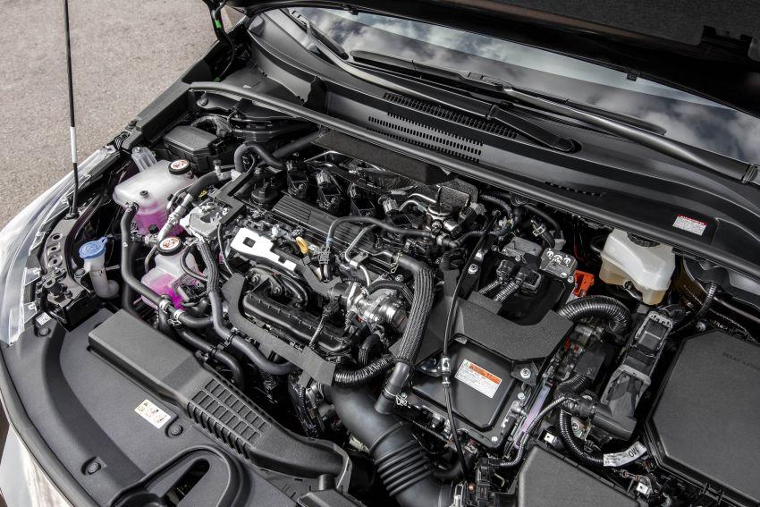Ảnh chụp động cơ xe Toyota Corolla Altis 2020
