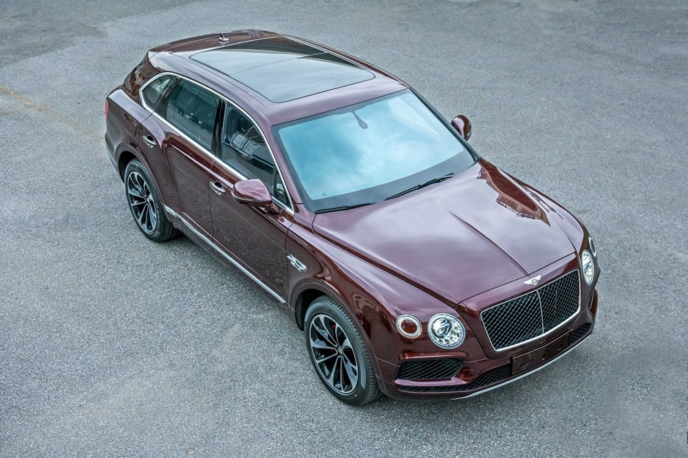 Bentley Bentayga V8 thứ 2 vừa về Việt Nam 1