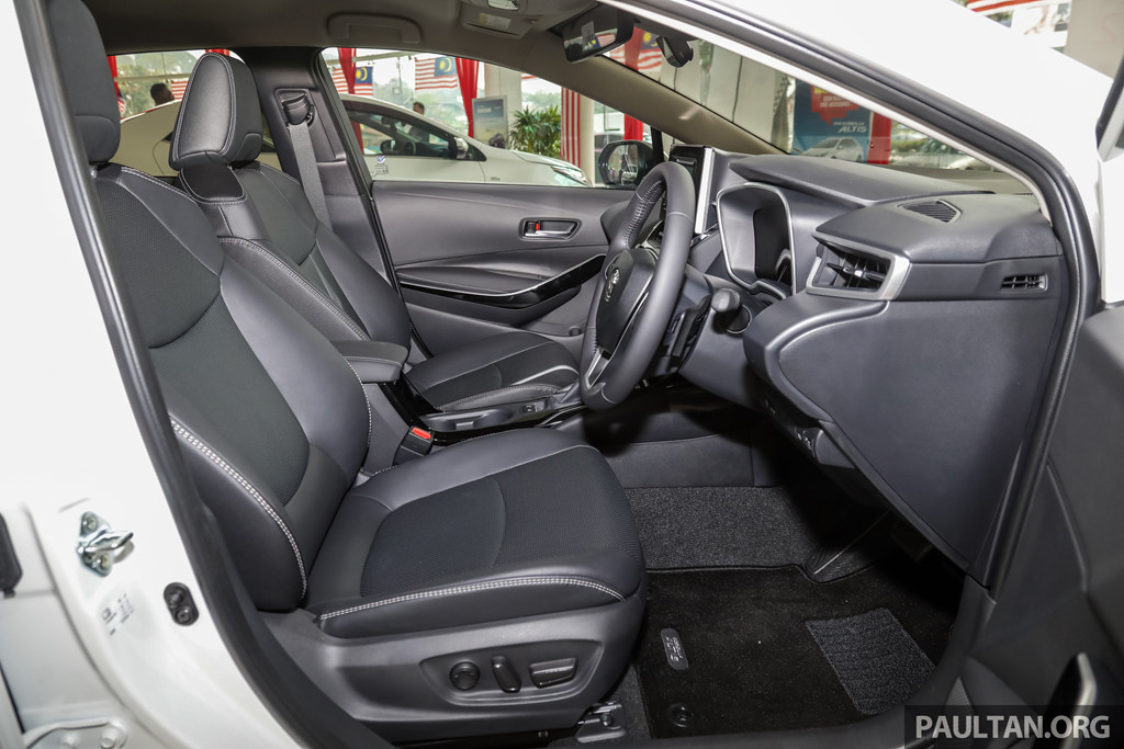 Chi tiết Toyota Corolla Altis 2020 bản 1.8G sắp mở bán tại Việt Nam a7