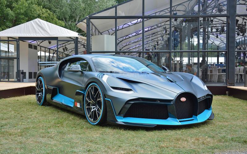 Bugatti Divo (năm 2018) Bugatti Divo (năm 2018).
