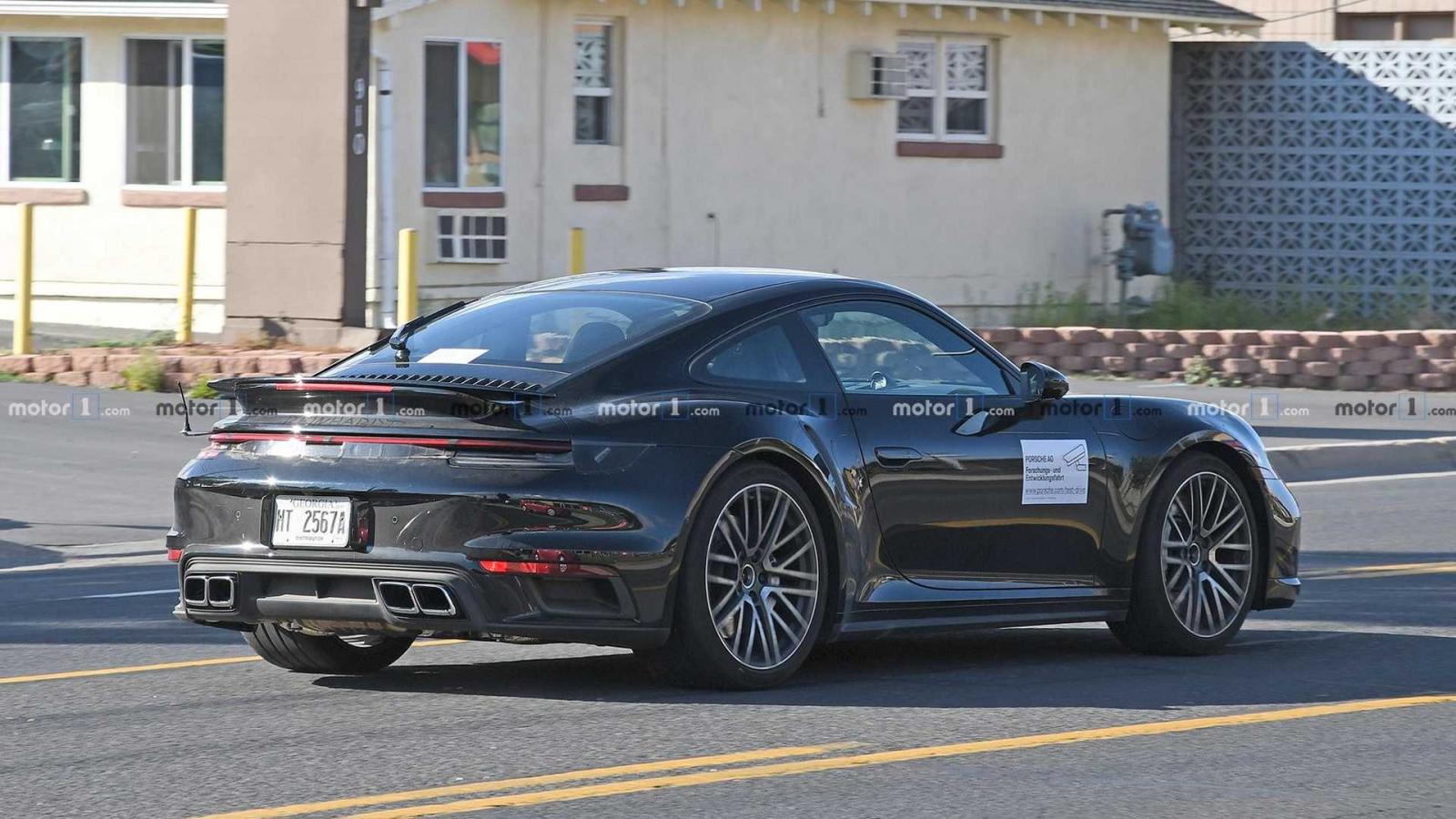  Porsche 911 Turbo S được phát hiện chạy thử tại Mỹ.