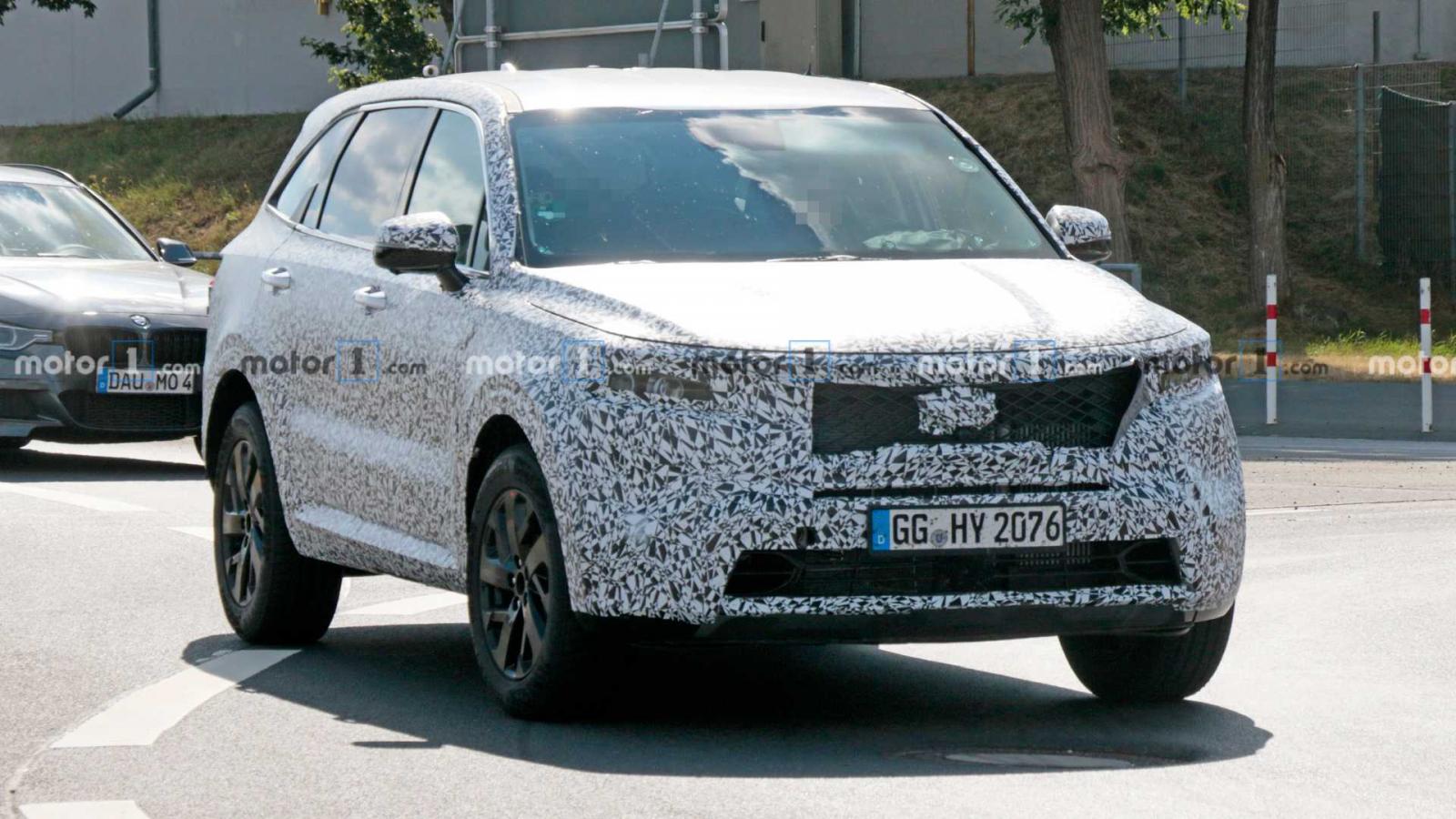 Kia Sorento 2021 tiếp tục được phát hiện chạy thử tại Đức.