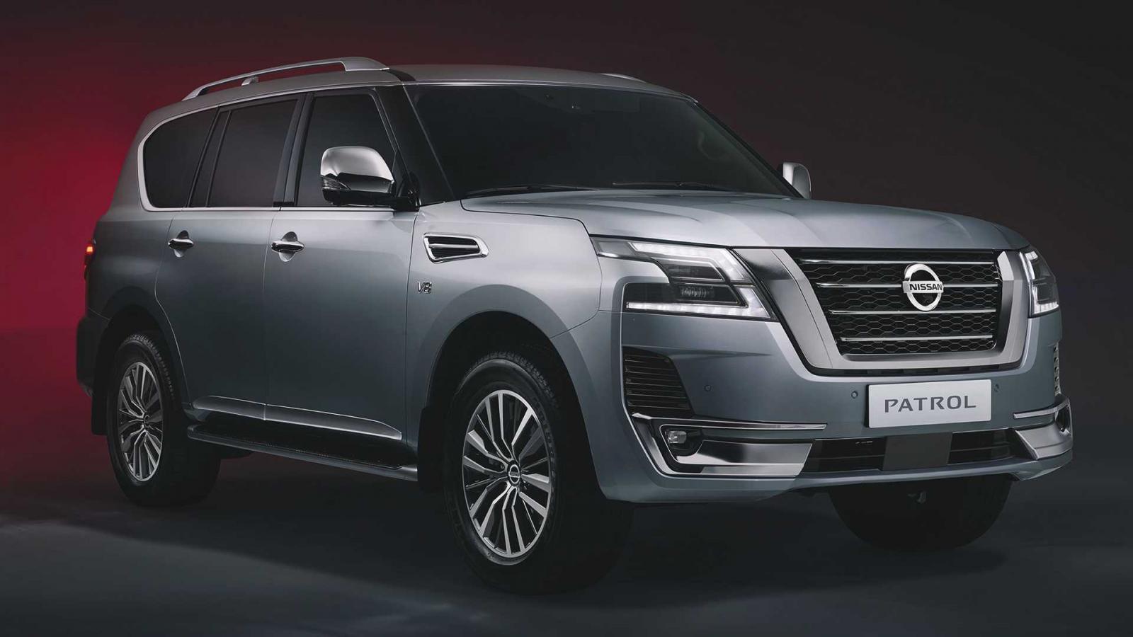 Nissan Patrol 2020 vẫn sở hữu lưới tản nhiệt V-Motion nhưng rộng hơn.