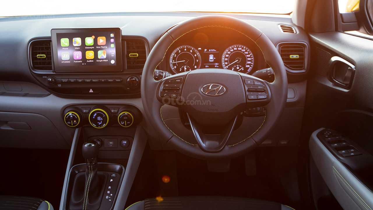 Công nghệ túi khí trên tablo cường hóa độ an toàn cho xe Hyundai