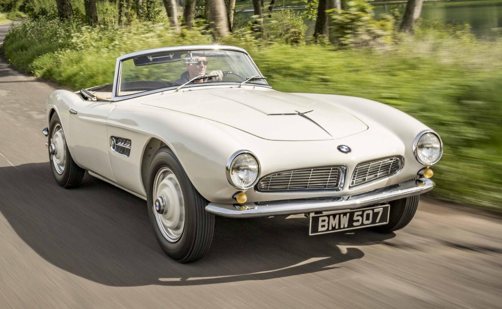 Xe ô tô cổ tuyệt phẩm nhất mọi thời đại BMW 507  1.