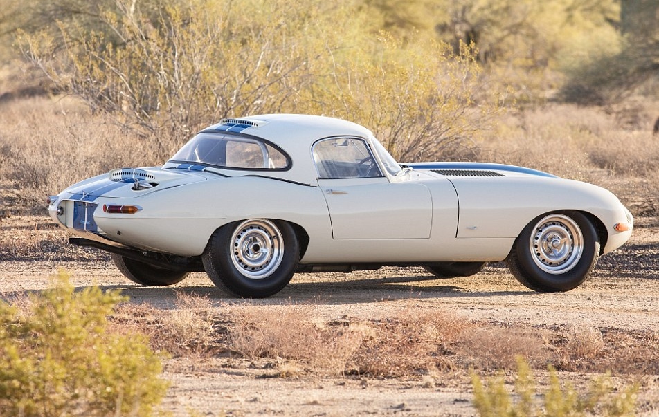 Xe ô tô cổ tuyệt phẩm nhất mọi thời đại Jaguar E-Type 1963 1.