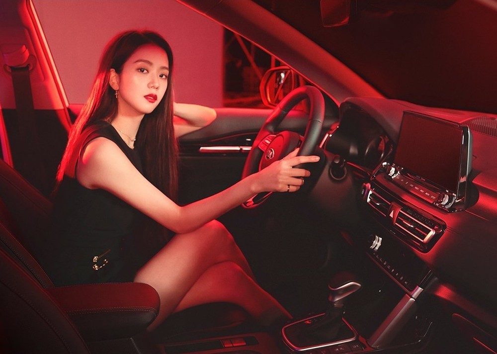 Chị cả Jisoo đẳng cấp visual 