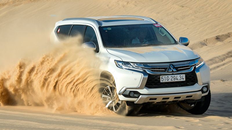 Mitsubishi Pajero Sport giảm giá niêm yết, dọn đường chờ bản nâng cấp? a1