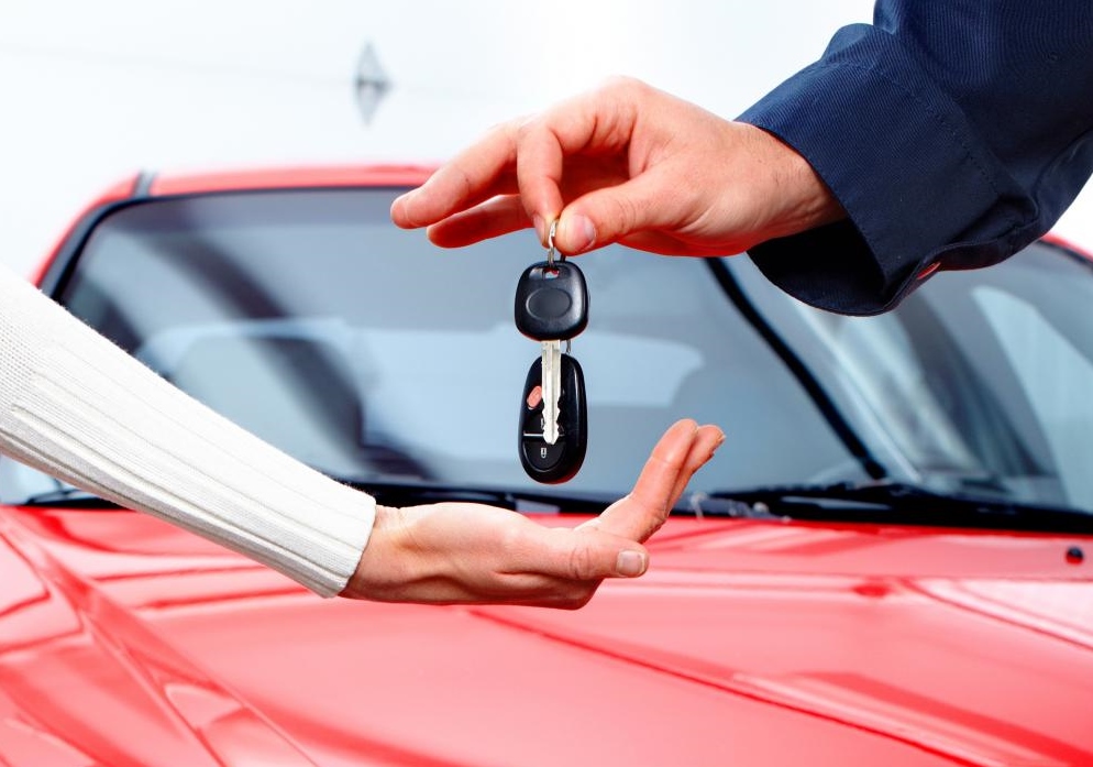 Kinh nghiệm mua xe ô tô mới là nên có kế hoạch chi tiết cho việc tậu xế và tìm hiểu kỹ thông tin.