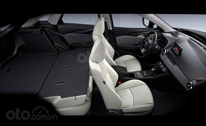 So sánh Mazda CX-3 và CX-5: Mazda CX-3 khá khiêm tốn về mặt chuyên chở hành lý