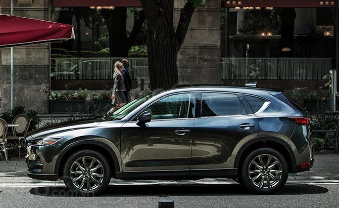 So sánh Mazda CX-3 và CX-5: Mazda CX-5 có chênh giá nhưng xứng đáng