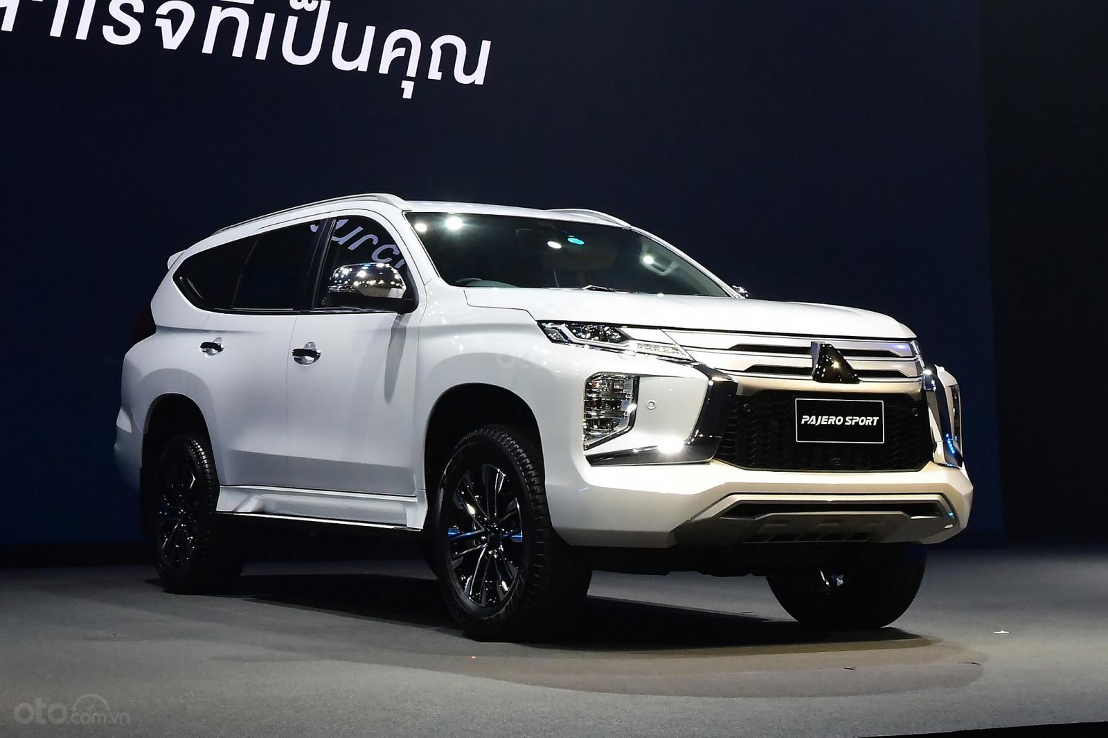 Mitsubishi Pajero Sport 2020 không có dẫn động 4 bánh Mitsubishi Pajero Sport 2020 không có dẫn động 4 bánh