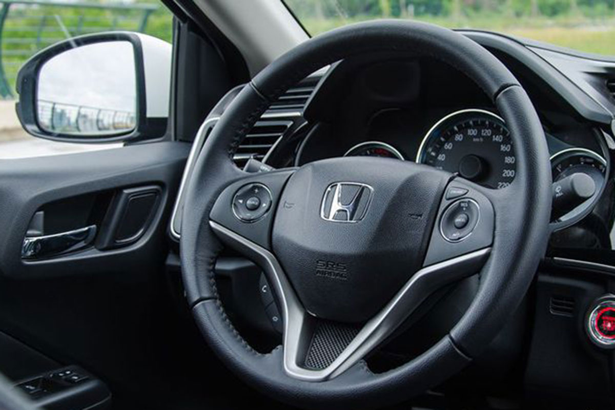 So sánh xe Kia Soluto 2019 với Honda City 2019 a25