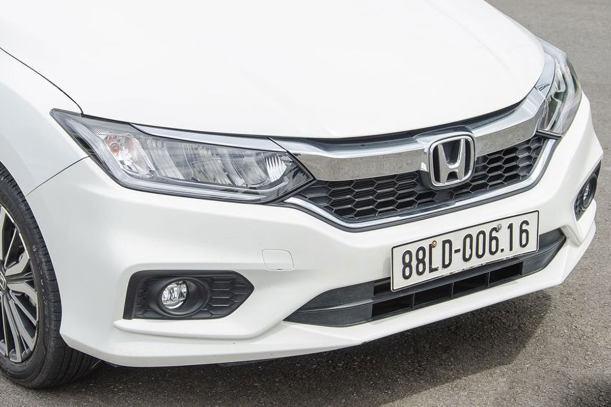 So sánh xe Kia Soluto 2019 với Honda City 2019 a7