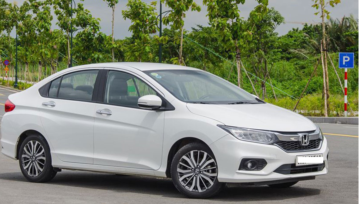 So sánh xe Kia Soluto 2019 với Honda City 2019 a9