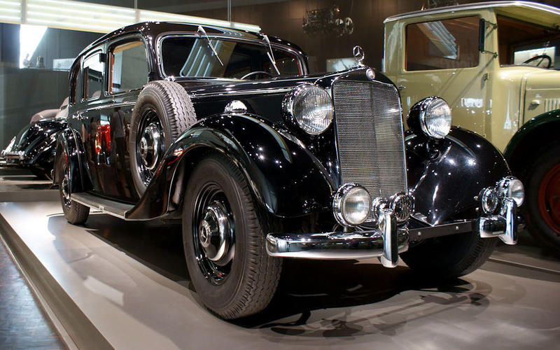 ĐỘNG CƠ DIESEL: Mercedes-Benz 260D (1936).