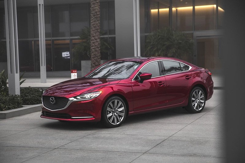 Mazda 6 xếp ngay sau Camry 