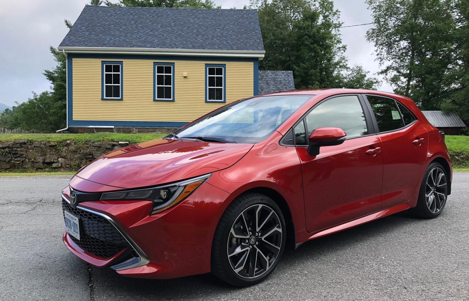 Xe gia đình cỡ nhỏ tốt nhất, đáng sở hữu nhất năm 2019 - Toyota Corolla.