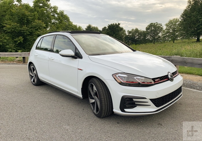 Xe gia đình cỡ nhỏ tốt nhất, đáng sở hữu nhất năm 2019 - Volkswagen Golf.