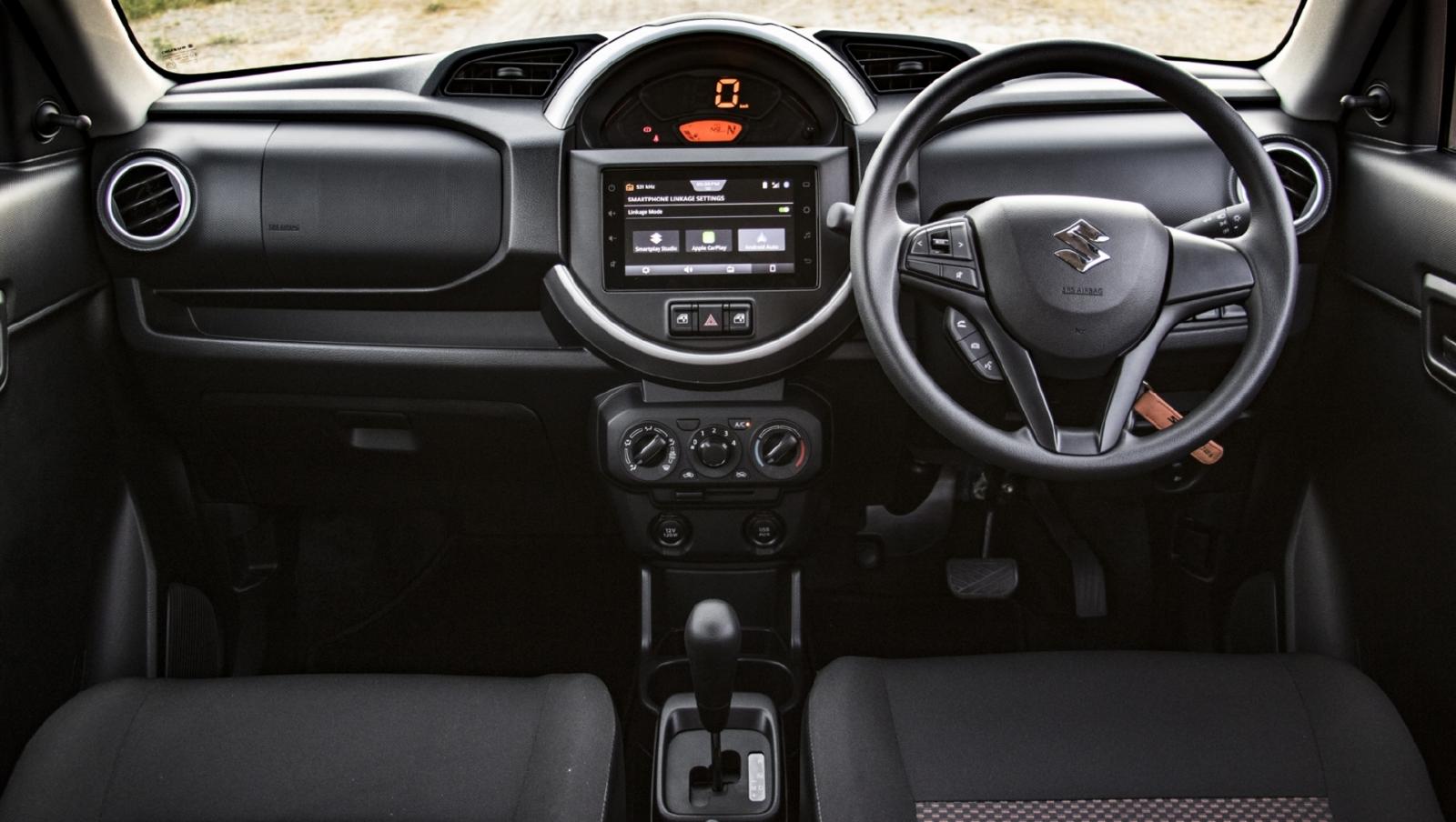 Suzuki S-Presso 2020 về khoang nội thất.