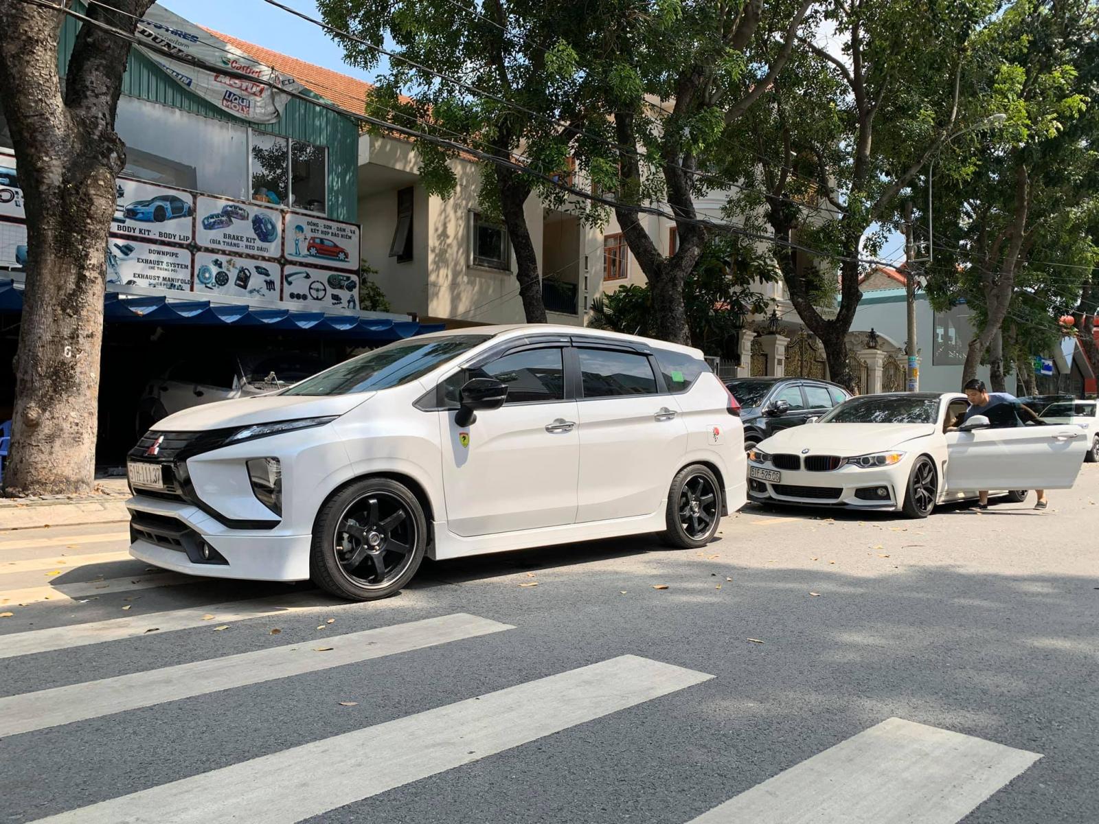 Mitsubishi Xpander độ nâng hạ gầm, hàng độc chất như xe sang a1