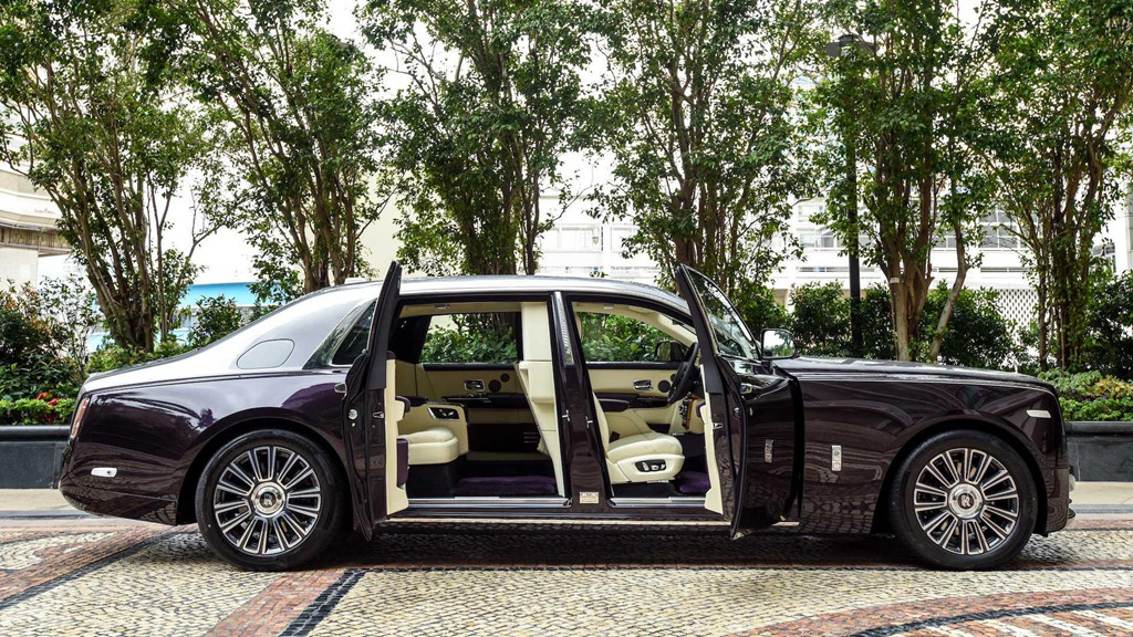 Bộ chia ghế trên Rolls-Royce Phantom.