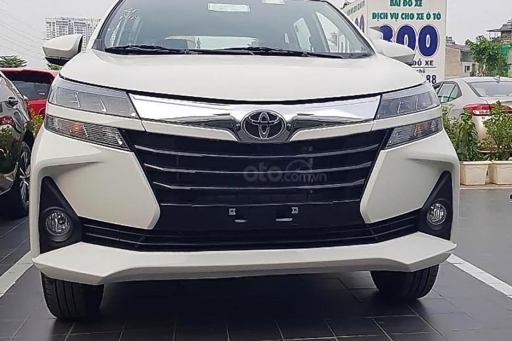 Thiết kế đầu xe Toyota Avanza 2019 1