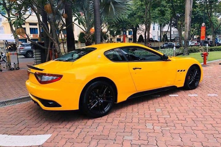 Siêu xe Maserati GranTurismo thể thao chào bán chỉ 7,9 tỷ tại Hà Nội/