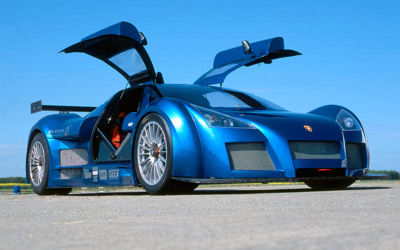 Gumpert Apollo (2005).
